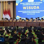 Wisuda Universitas PGRI Madiun 2025 Penuh Haru dan Kebanggaan