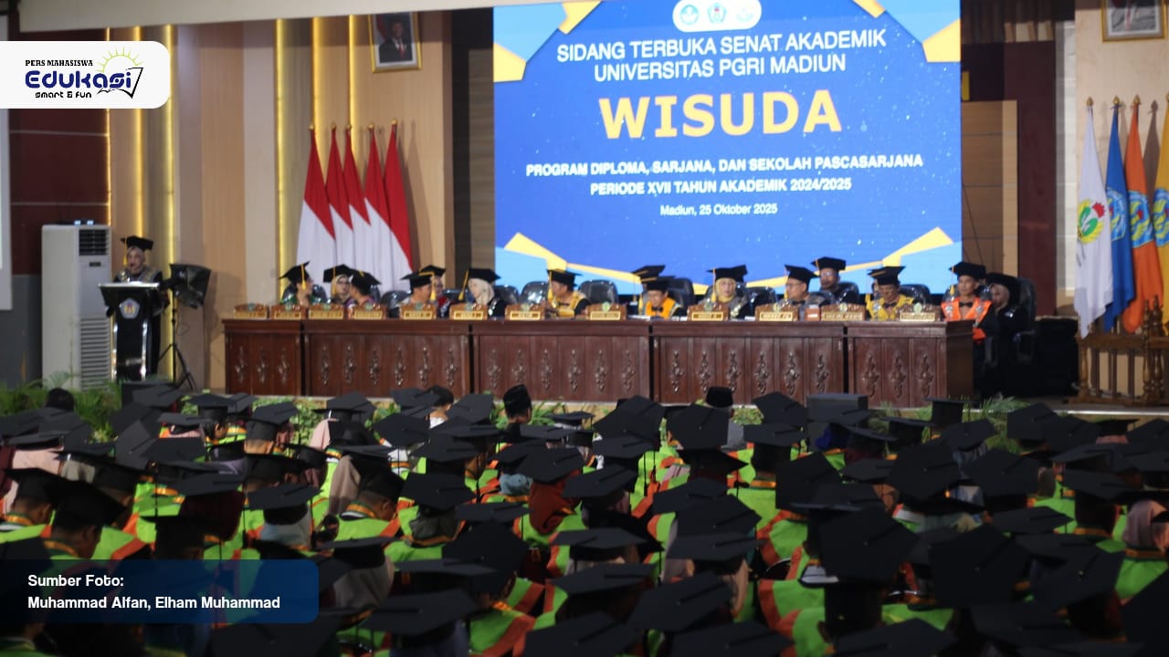 Wisuda Universitas PGRI Madiun 2025 Penuh Haru dan Kebanggaan